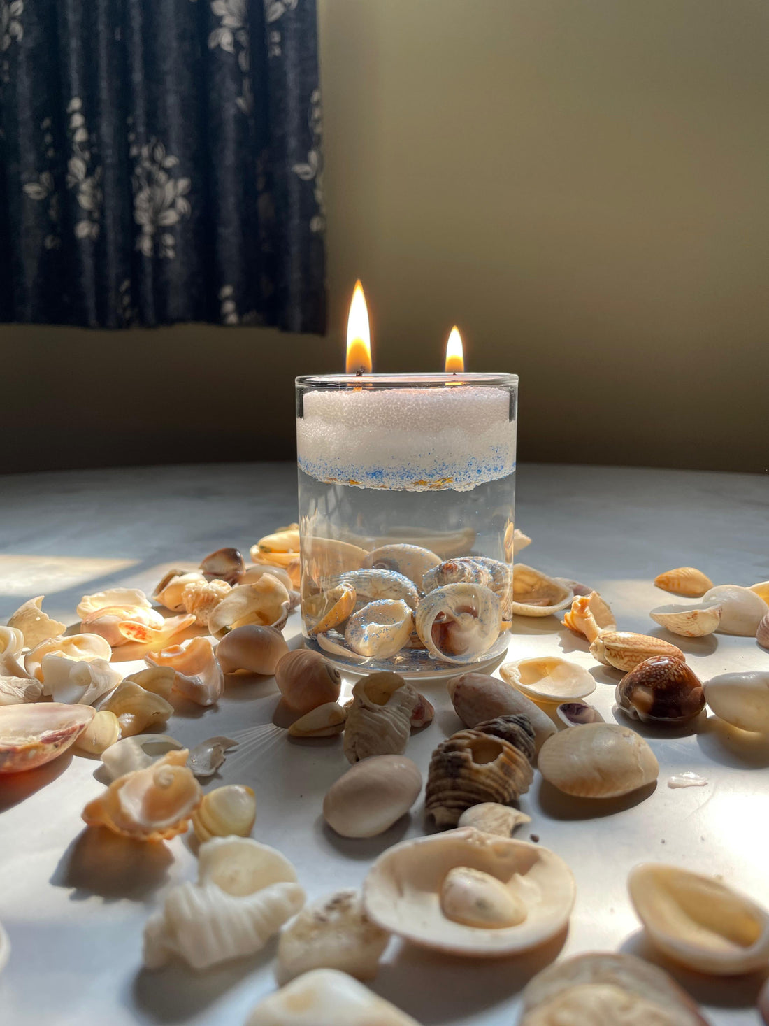 Ocean pearl candle